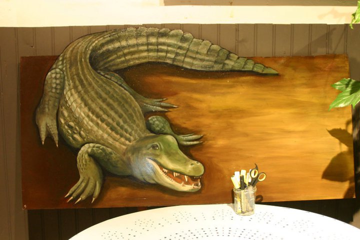 Crocodile peinture sur bois vernis
